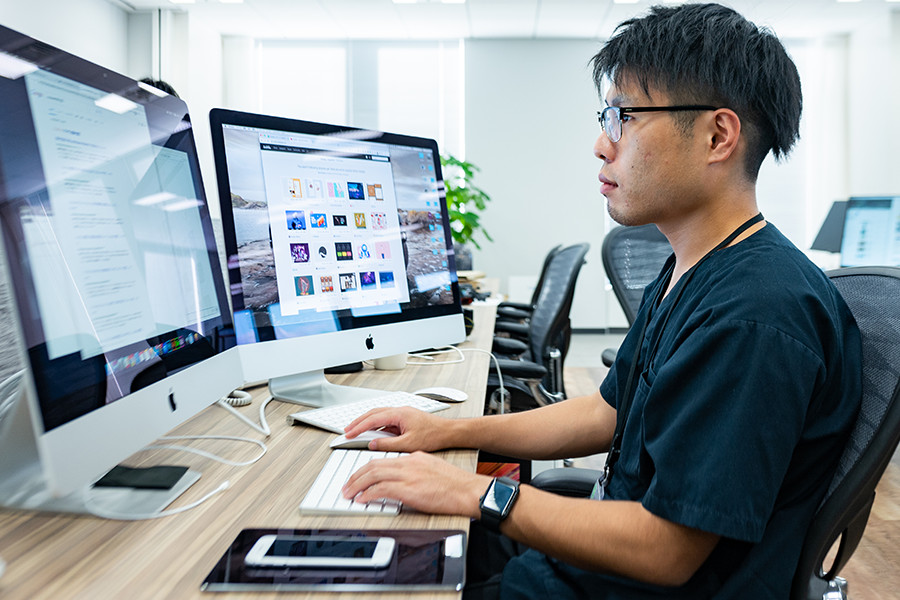 自分のデザインしたサイトから実際に反応がある。